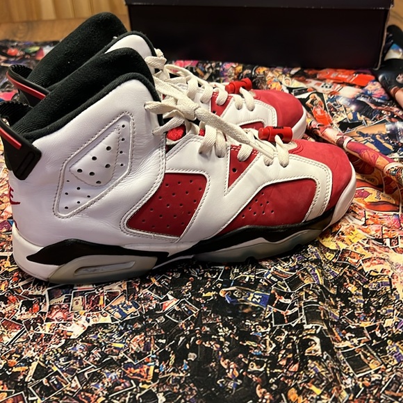 Size 7y/8.5W Jordan 6 carmine - Picture 2 of 5
